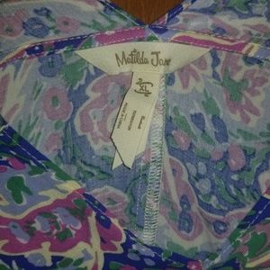 Matilda Jane XL top vneck ruffles